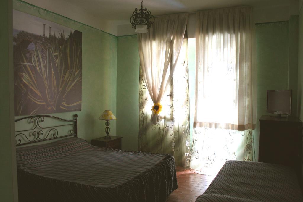 Hotel 5 Terre Nel Sole Deiva Marina Oda fotoğraf